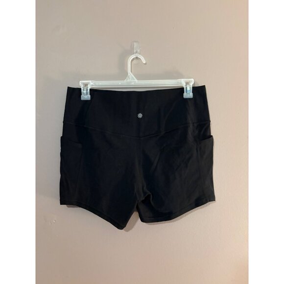 Athleta Salutation Stash Pocket II 5 in XL Shorts - Picture 2 of 3